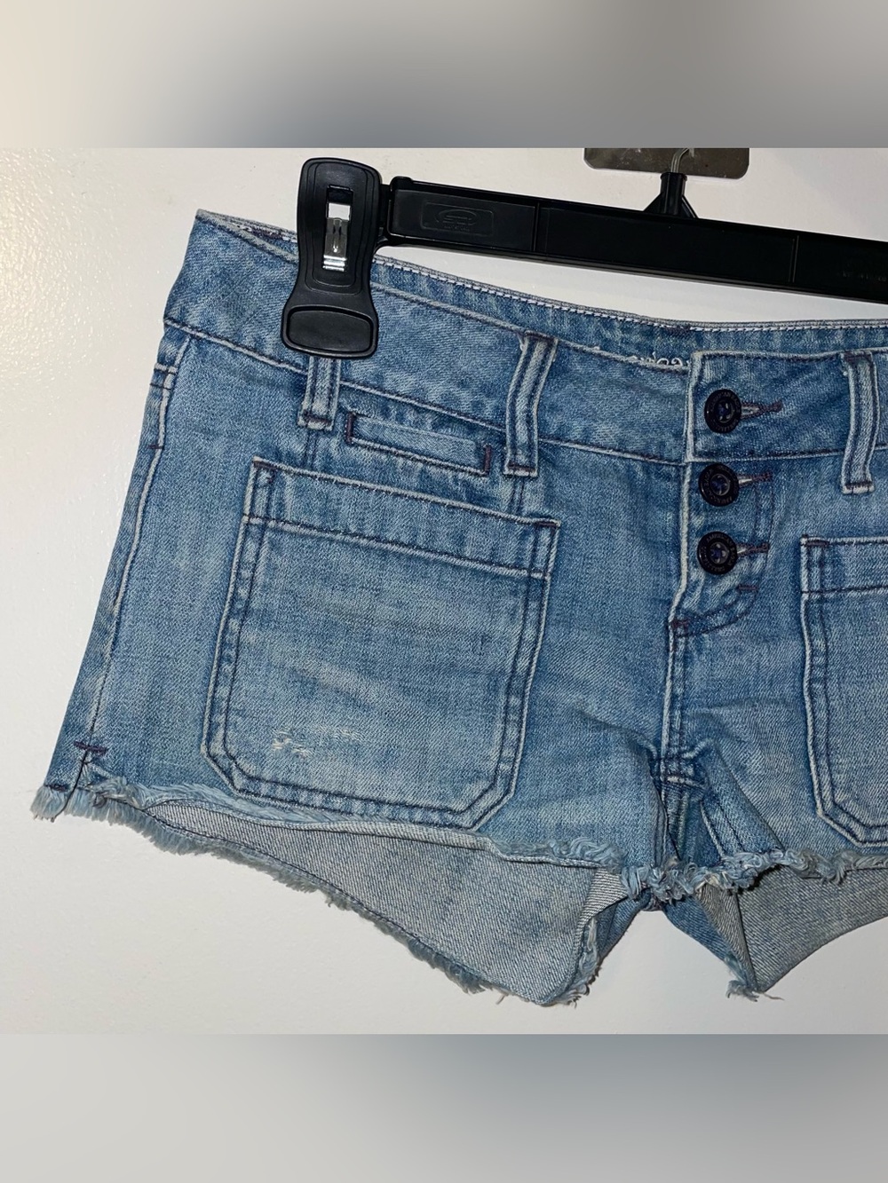 Vintage Y2K American Eagle Light Wash Denim Button-Front Low Rise Short Shorts - Picture 6 of 9